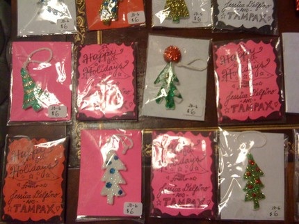 Tampon Ornaments